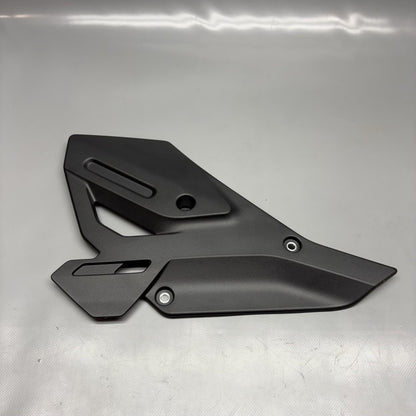 5A6A3F2 BMW R1300GS ADVENTURE HEEL GVARD RIGHT 2023 2024 2025 OEM 5A6A3F2