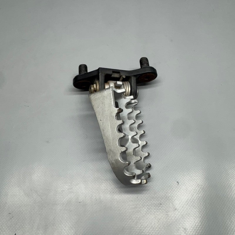 7696655 BMW G650X FOOTREST RIGHT 2006 2007 OEM 7696655
