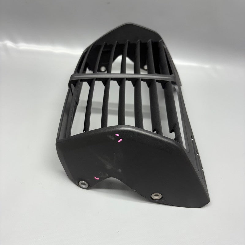 8409732 BMW R18 TRANSCONTINENTAL OIL COOLER COVER 2020 2021 2022 2023 2024 2025 8409732