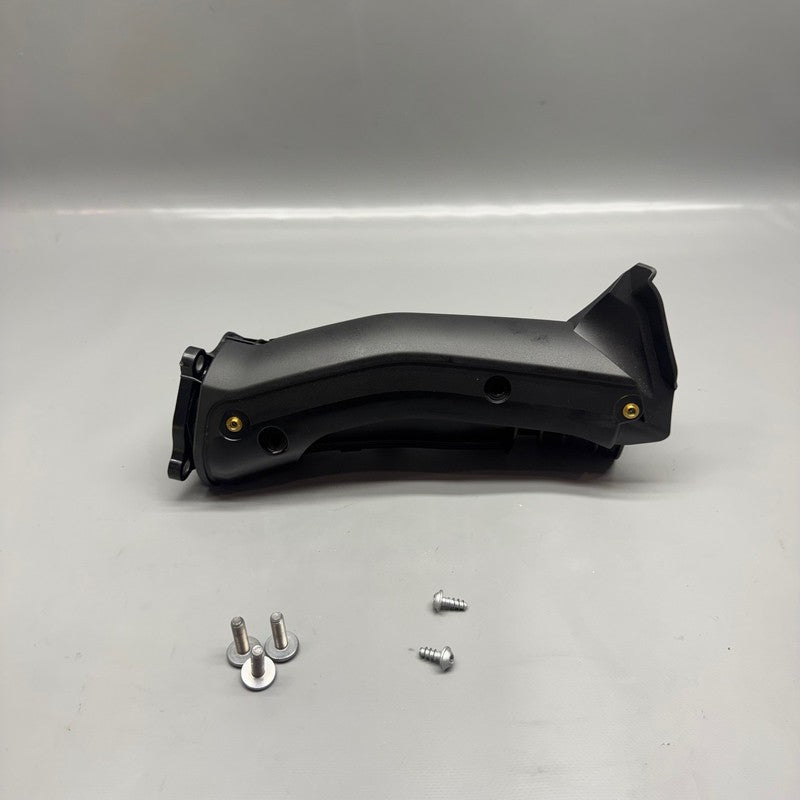R18 TRANSCONTINENTAL BMW R18 TRANSCONTINENTAL SUCTION TUBE LEFT 2020 2021 2022 2023 2024 2025 OEM