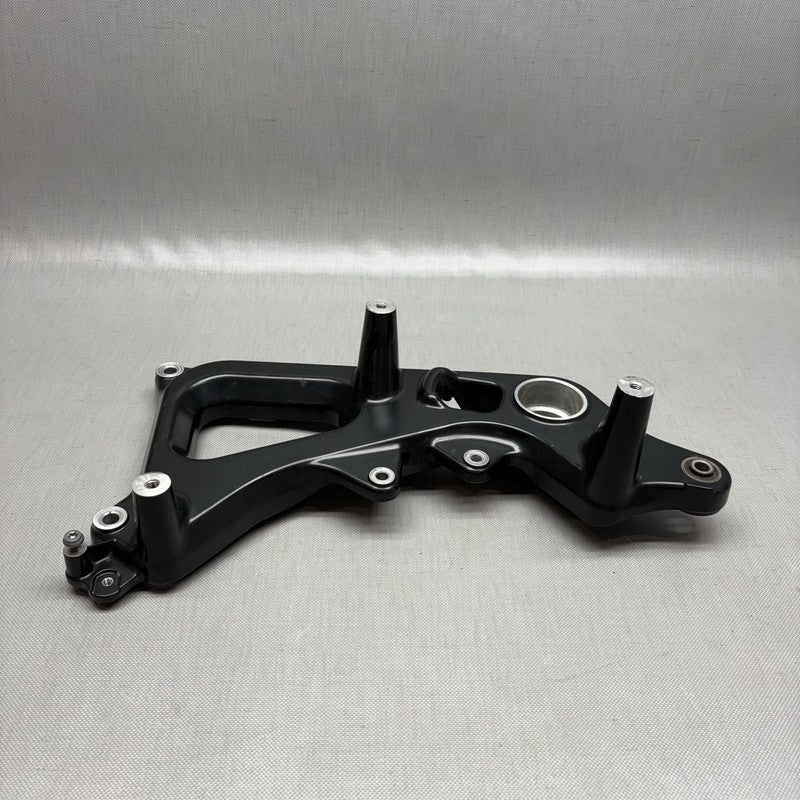 8558176 BMW C400X REAR WHEEL SWING ARM RIGHT 2018 2019 2020 OEM 8558176