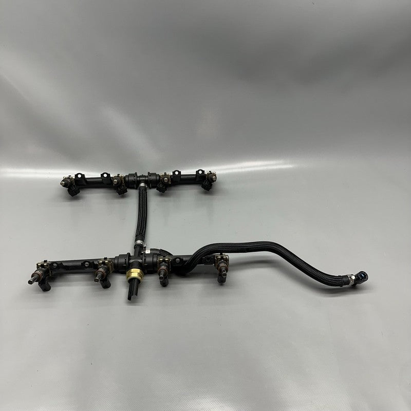 M1000R BMW M1000R INJECTOR NOZZLE AND VALVES 2021 2022 2023 2024 OEM 