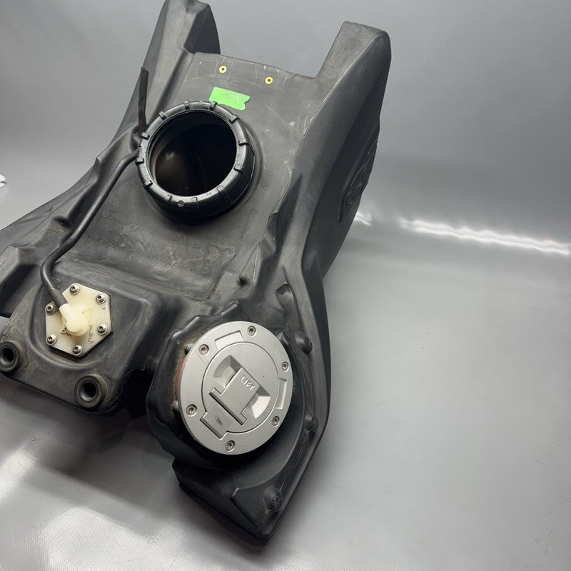 G650GS SERTAO BMW G650GS SERTAO FUEL TANK 2010 2011 2012 2013 2014 OEM 