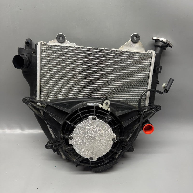 BMW K1600GTL RADIATOR 2015 2016 2017 2018 2019 2020 2021 OEM 7726415