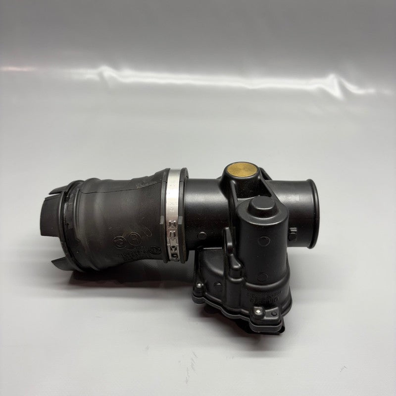 R12 NINE T BMW R12 NINE T THROTTLE VALVE RIGHT 2022 2023 2024 2025 OEM