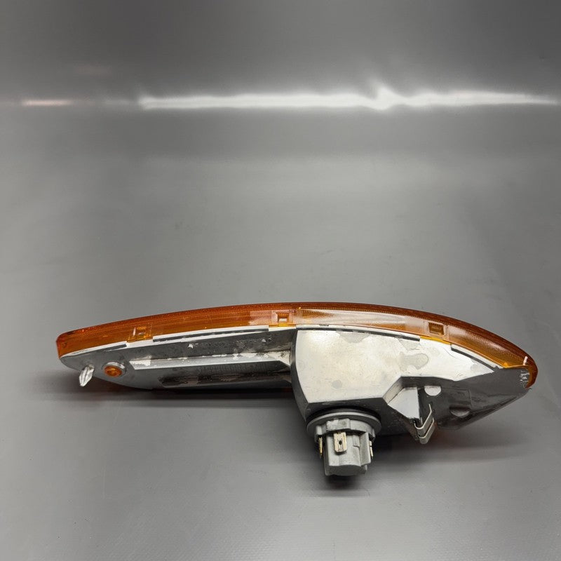 7678005 BMW K 1200LT TURN SIGNAL LEFT FRONT 2005 2006 2007 2008 OEM 7678005