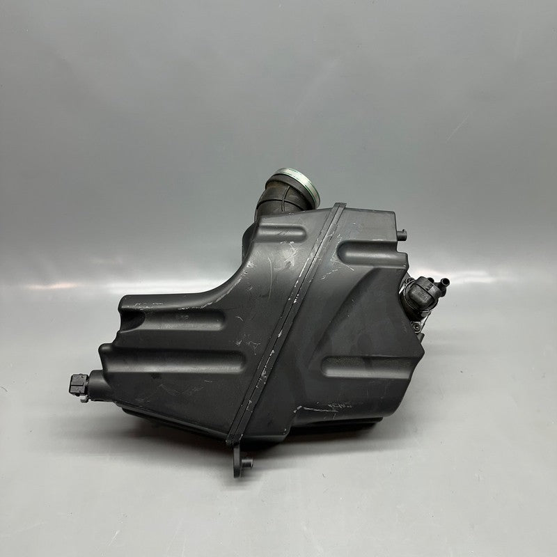 7724926 BMW C600 SPORT AIR BOX FILTER HOUSING 2011 2012 2013 2014 2015 OEM 7724926