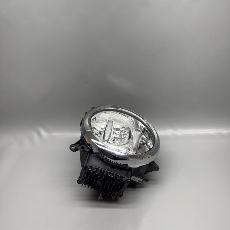 8395642 BMW R18 HEADLIGHT LED 2020 2021 2022 2023 2024 OEM 8395642