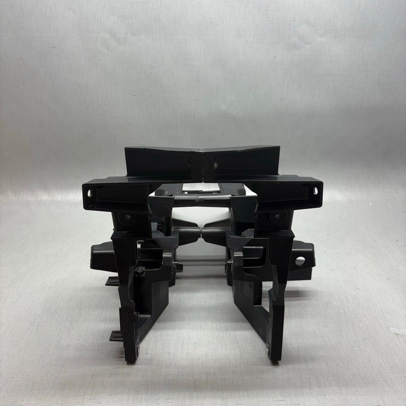 BMW C400X TRIM BRACKET FRONT 2018 2019 2020 OEM 8559389