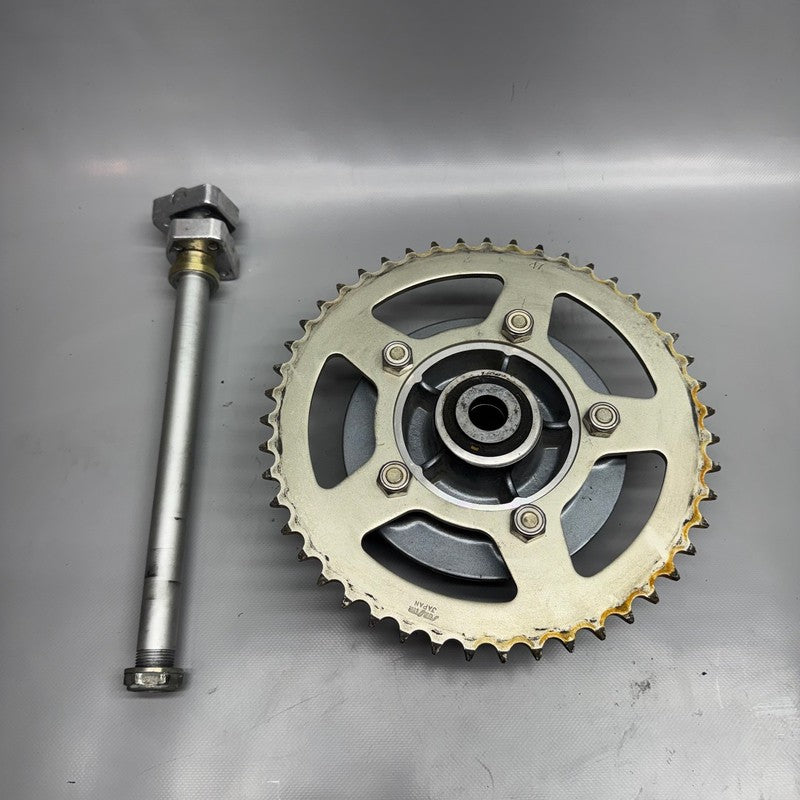 BMW G650X K15 SPROCKET HUB 2006 2007 OEM