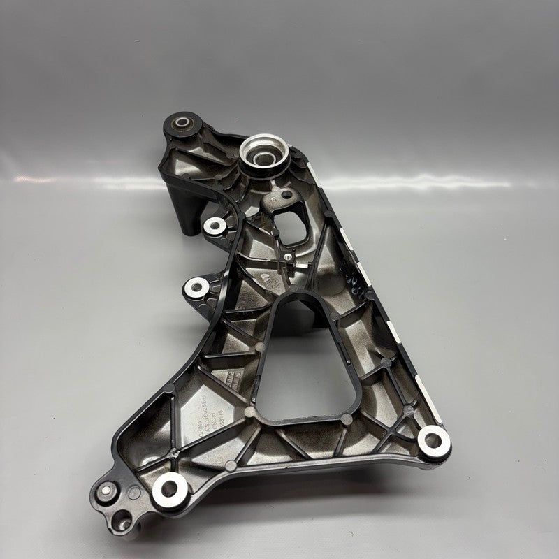8566904 BMW C400X REAR WHEEL SWINGING ARM 2018 2019 2020 OEM 8566904