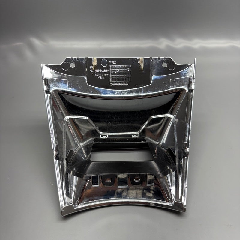 9443686 BMW R18 SWINGING COVER ACC 2020 2021 2022 2023 2024 OEM 9443686