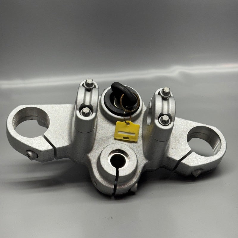 BMW F800ST UPPER CROSS BRACE 2006 2007 2008 2009 2010 2011 2012 OEM 76