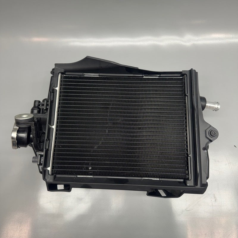 BMW R1300GS RADIATOR RIGHT 2022 2023 2024 2025 2026 OEM 1542092