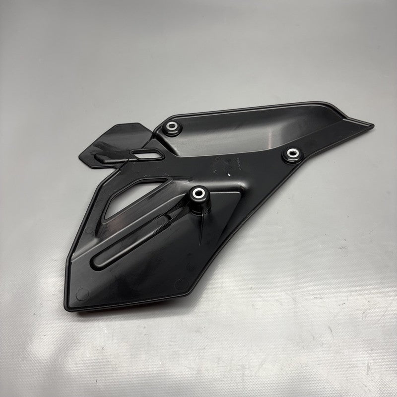 5A6A3F2 BMW R1300GS ADVENTURE HEEL GVARD RIGHT 2023 2024 2025 OEM 5A6A3F2