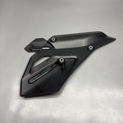 5A6A3F2 BMW R1300GS ADVENTURE HEEL GVARD RIGHT 2023 2024 2025 OEM 5A6A3F2