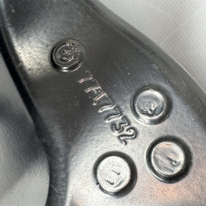 7717732 BMW K1600GTL FRONT SWINGARM WHEEL CARRIER 2015 2016 2017 2018 2019 2020 2021 OEM