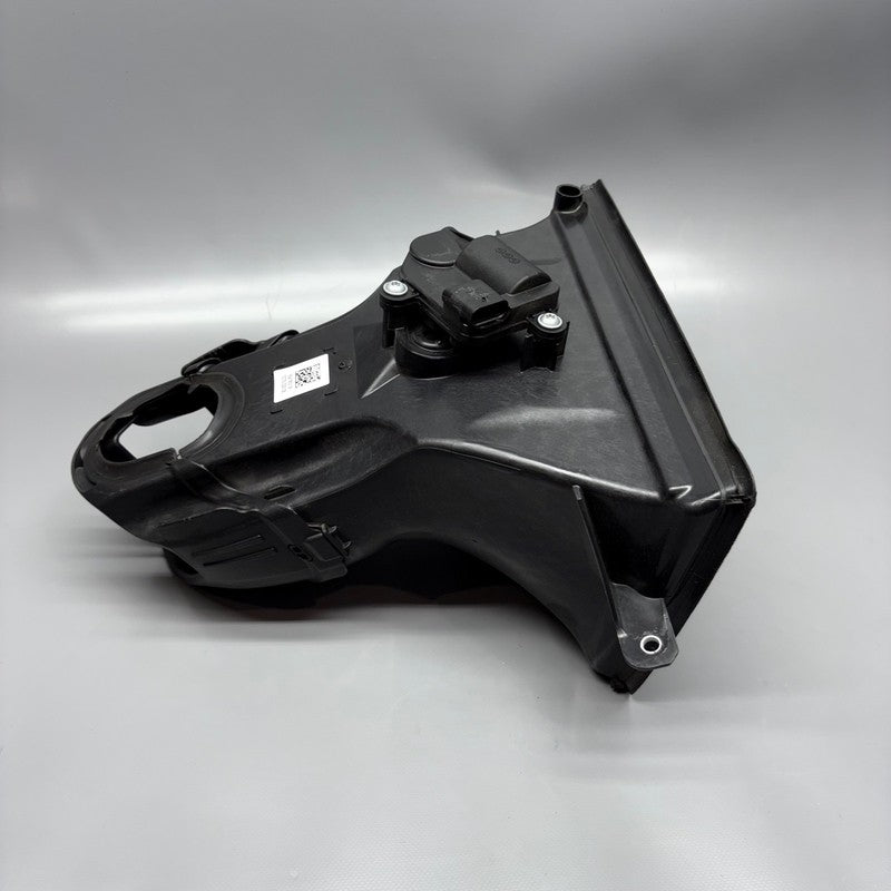 BMW M1000R AIR GUIDANCE REAR 2021 2022 2023 2024 OEM 8567803