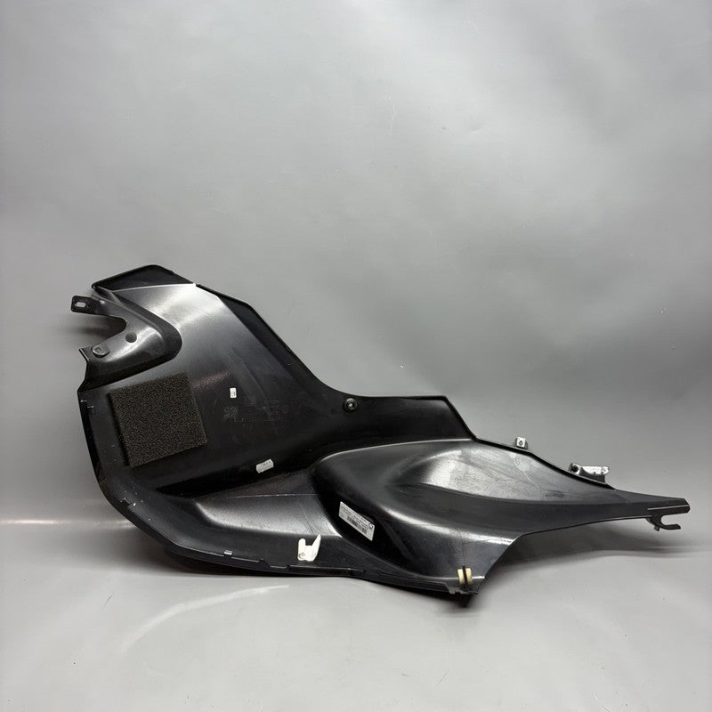 7677776 BMW K1300S RIGHT SIDE FUEL TANK FAIRING 2007 08 09 10 11 12 13 14 2015 7677776