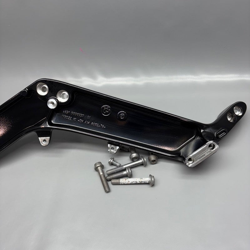 BMW R18 TRANSCONTINENTAL TRUNK SUPPORT BRACKET LEFT 2020-2023 2024 OEM
