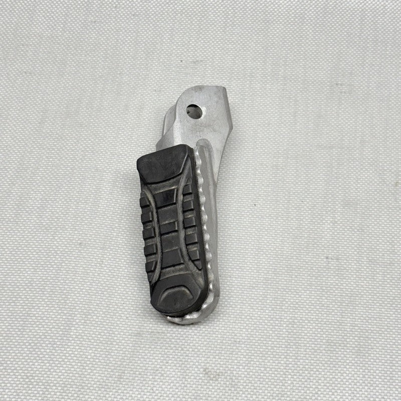 8526740 BMW R1250 GS FOOTREST PEG RAIGHT FRONT 2018 2019 2020 OEM 8526740