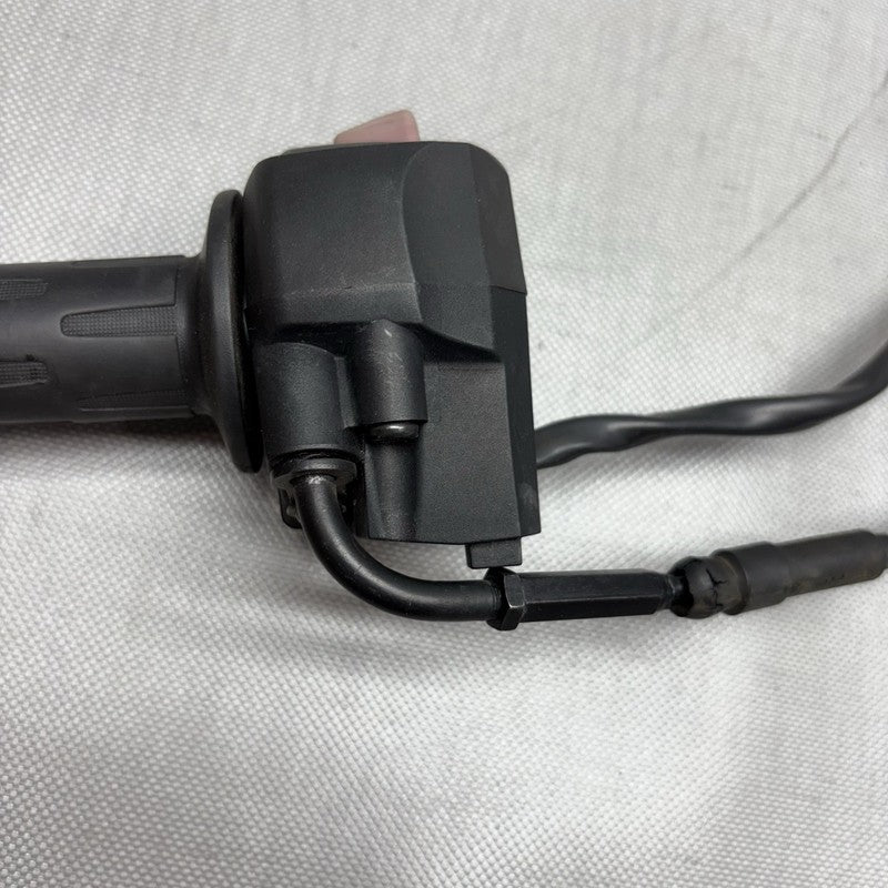G 310R BMW G 310R HANDLE GRIP WITH SWITCH RIGHT 2016 2017 2018 2019 2020 OEM