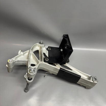 BMW G650X K15 MOUNT FOR STRUT 2006 2007 2008 2009 OEM 7696700