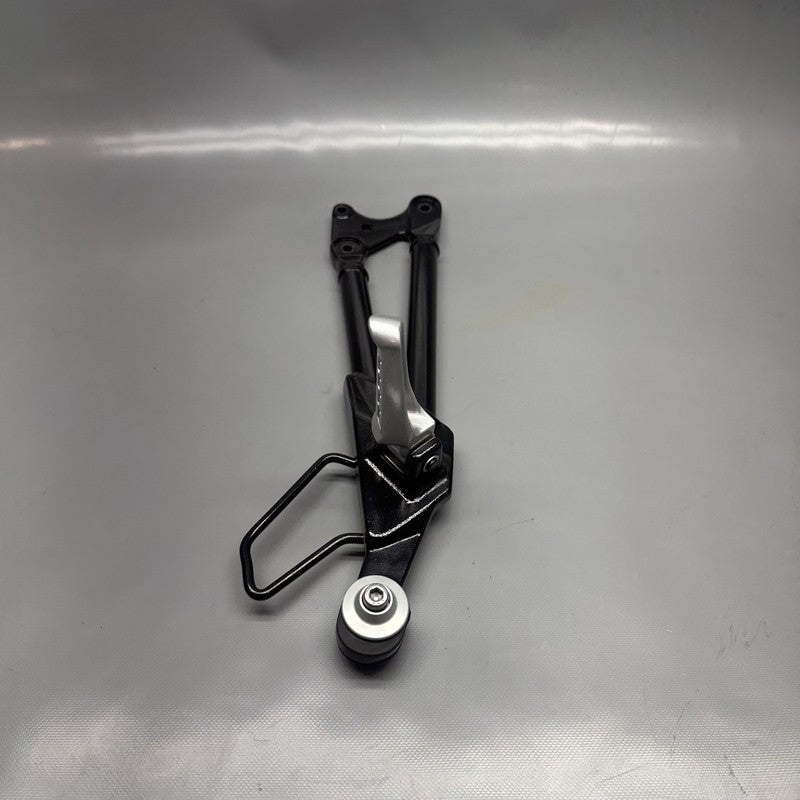 8560598 BMW G310GS FOOTREST BRACKET RIGHT REAR  2018 2019 OEM 8560598