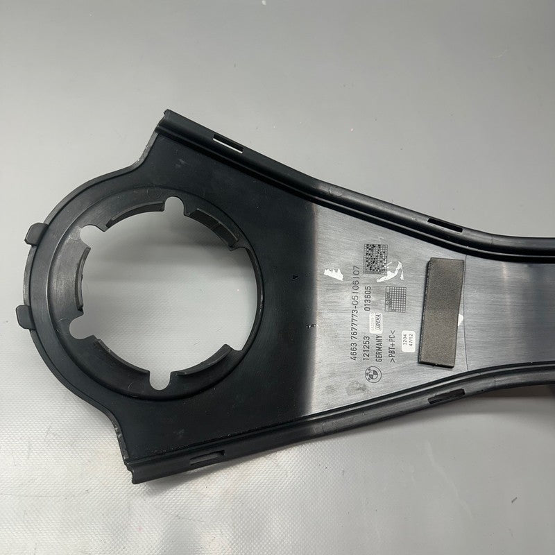 7677773 BMW K 1300S TANK COVER CENTER 2007-2010 2011 2012 2013 2014 2015 OEM 7677773