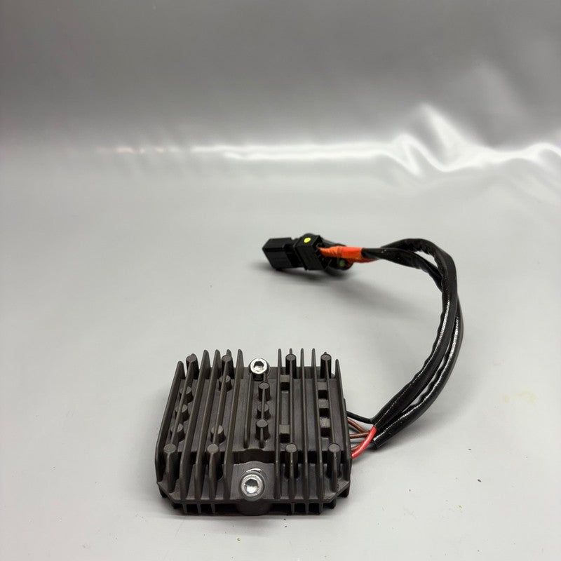 7924676 BMW G 310R VOLTAGE REGULATOR 2019 2020 2021 2022 2023 2024 2025 OEM 7924676