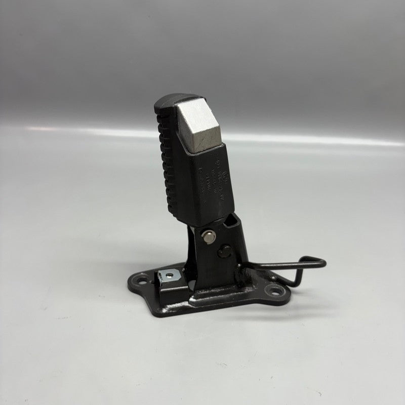 8558604 BMW C400X FOOTPEG RIGHT REAR 2018 2019 2020 OEM 8558604