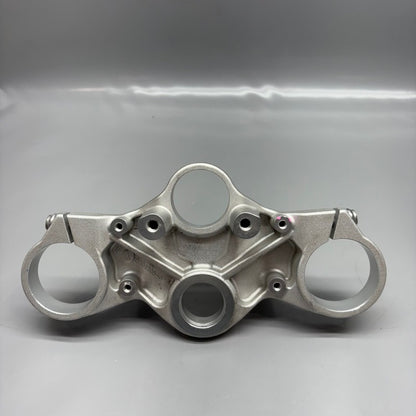 BMW F900R UPPER FORK CROSS BRACE 2020 2021 2022 2023 2024 2025 OEM 840