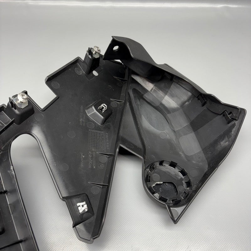 8393624 BMW S1000R PLAQUE HOLDER RIGHT 2020 2021 2022 2023 2024 2025 OEM 8393624
