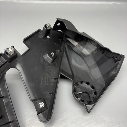 8393624 BMW S1000R PLAQUE HOLDER RIGHT 2020 2021 2022 2023 2024 2025 OEM 8393624