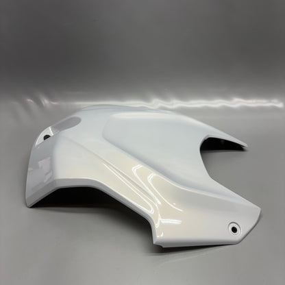 BMW S1000R FUEL TANK CENTER COVER 2020 2021 2022 2023 2024 OEM 8569770