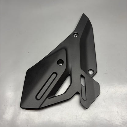 5A6A3F2 BMW R1300GS ADVENTURE HEEL GVARD RIGHT 2023 2024 2025 OEM 5A6A3F2