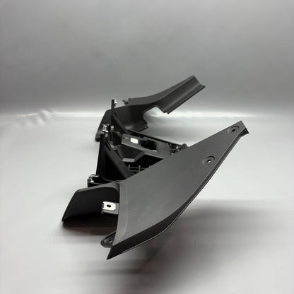9899420 BMW R18 TRANSCONTINENTAL FRONT PANEL CARRIER 2020 2021 2022 2023 2024 OEM