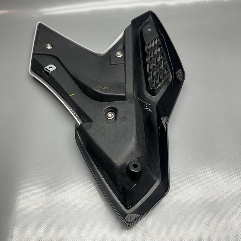 G310GS BMW G310GS SIDE TRIM PANEL RIGHT 2018 2019 OEM