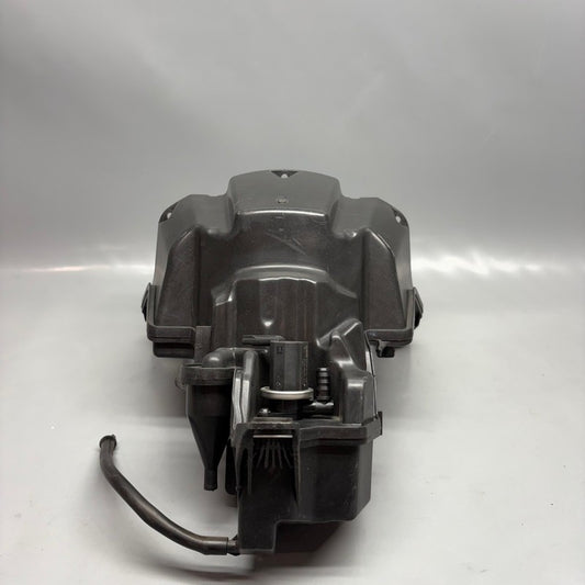 BMW K1600GT AIR INTAKE BOX 2011 2012 2013 2014 2015 2016 OEM 7712315