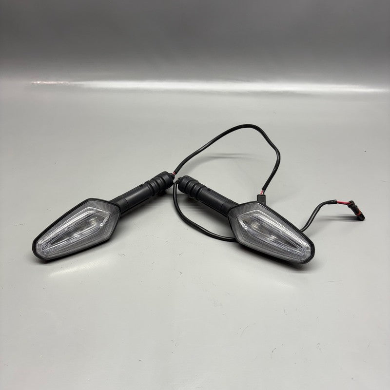 G310 GS BMW G310 GS SIGNAL LIGHTS FRONT 2016-2020 2021 2022 2023 2024 2025 OEM