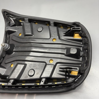 7667726 BMW R1200GS PASSENGER SEAT  2009 2010 2011 2012 2013 OEM 7667726