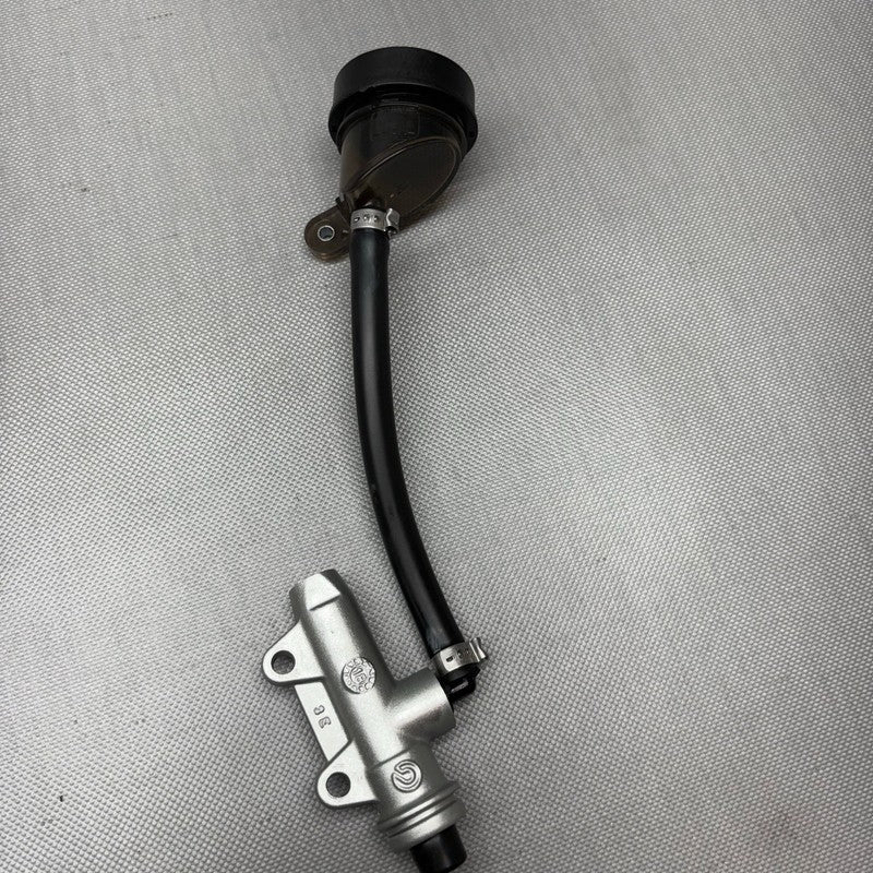 BMW S1000RR REAR BRAKE MASTER CYLINDER 2019 2020 2021 2022 2023 2024 O