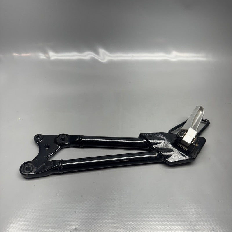 G310GS BMW G310GS FOOTREST BRACKET LEFT REAR 2016 2017 2018 2019 2020 OEM