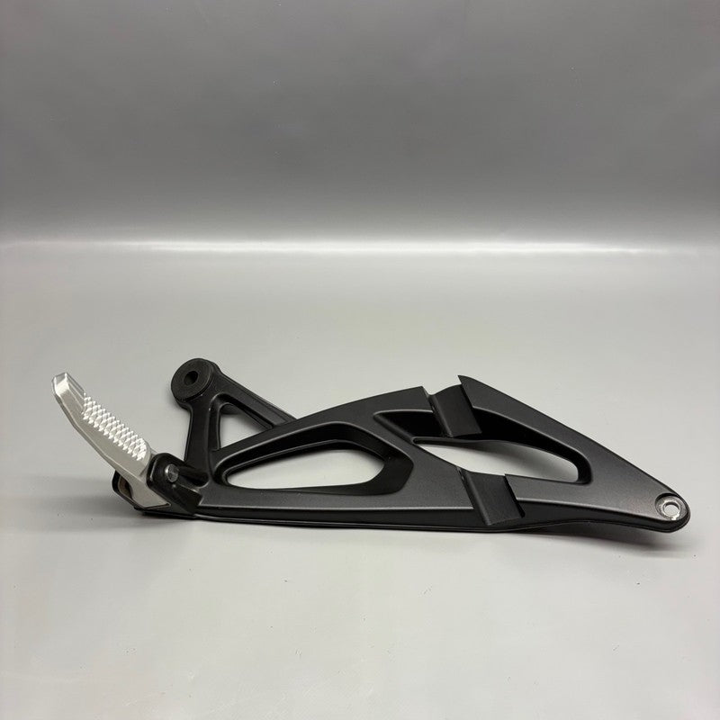 BMW K 1300S FOOTREST WITH HOLDER RIGHT REAR 2009-2012 2013 2014 2015 2
