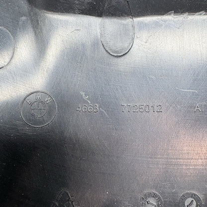 7725012 BMW C650 GT HANDLEBAR COVER TOP 2011 2012 2013 2014 2015 OEM 7725012