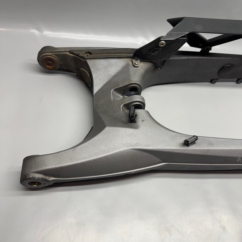 7696651 BMW G650X REAR WHEEL SWINGING ARM 2006 2007 OEM 7696651