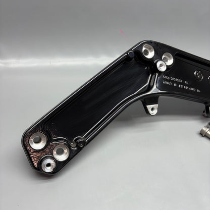 BMW R18 TRANSCONTINENTAL TRUNK SUPPORT BRACKET LEFT 2020-2023 2024 OEM