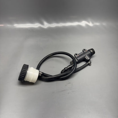 7650749 BMW K 1200LT BRAKE MASTER CYLINDER 2005 2006 2007 2008 OEM 7650749