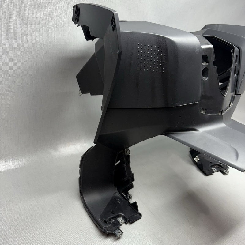 8527328 BMW C650 GT LEG SHIELD UPPER 2011 2012 2013 2014 2015 OEM 8527328