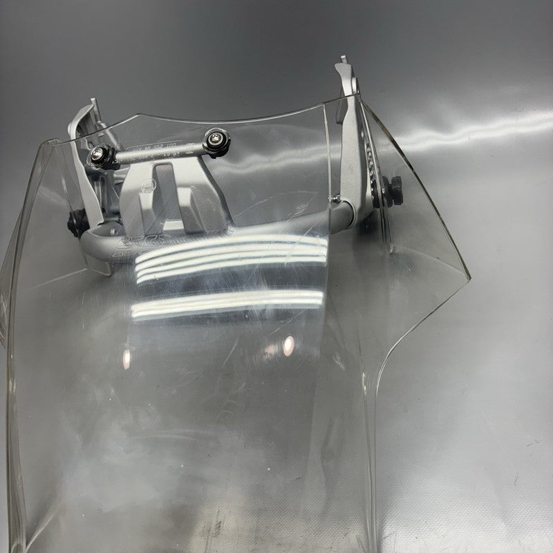 7668783 BMW R1200GS WINDSHIELD WITH HEADLIGHT SUPPORT 2009 2010 2011 2012 2013 7668783